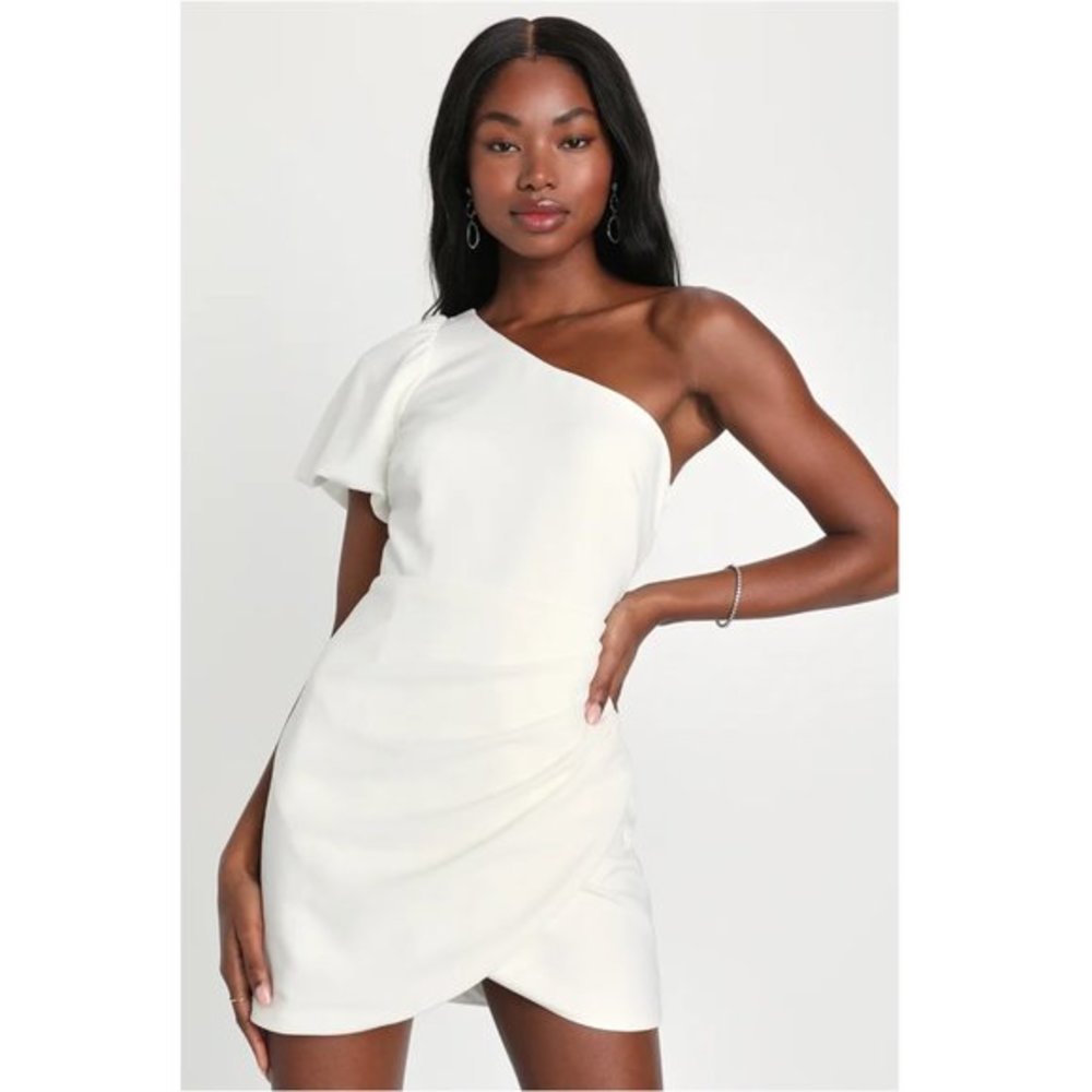 NWT Lulus Flirtatious Celebration White One-Shoulder Tulip Mini Dress